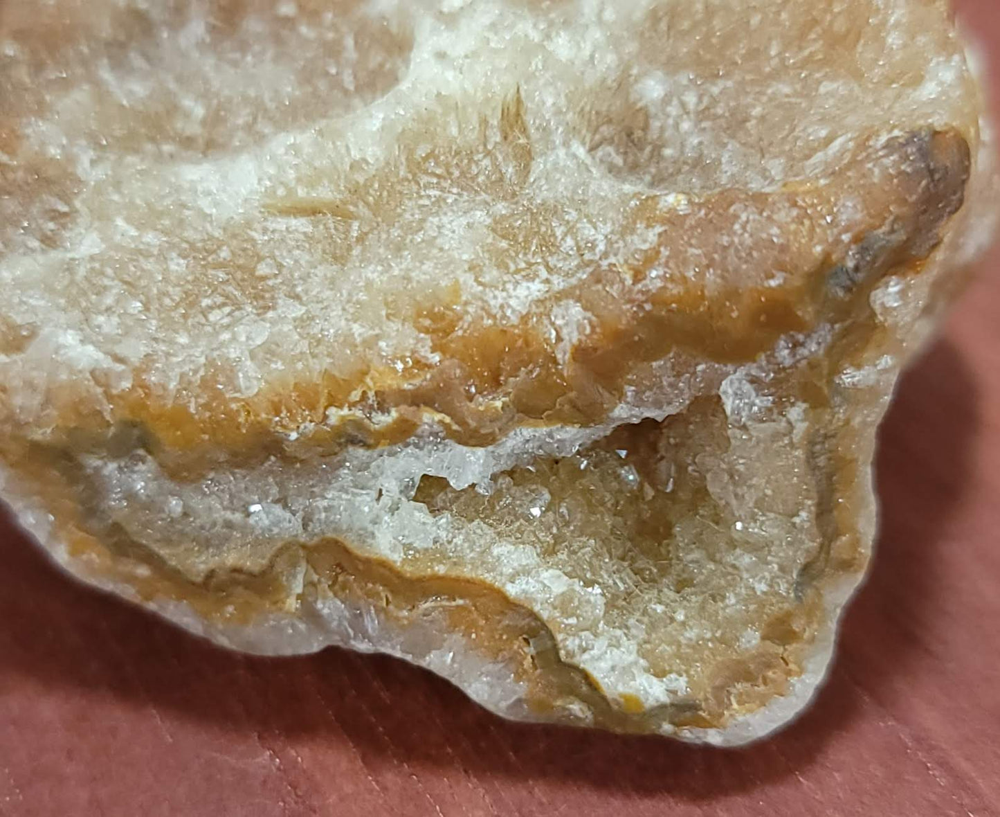 Carnelian Agate with Quart